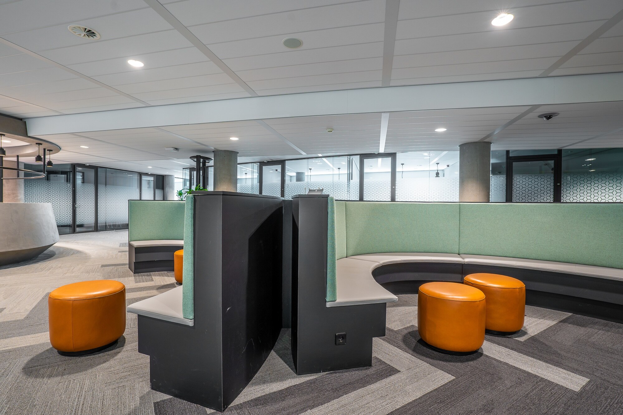 Interior moderno de oficina
